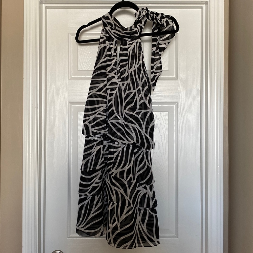 White House Black Market Lightweight dress